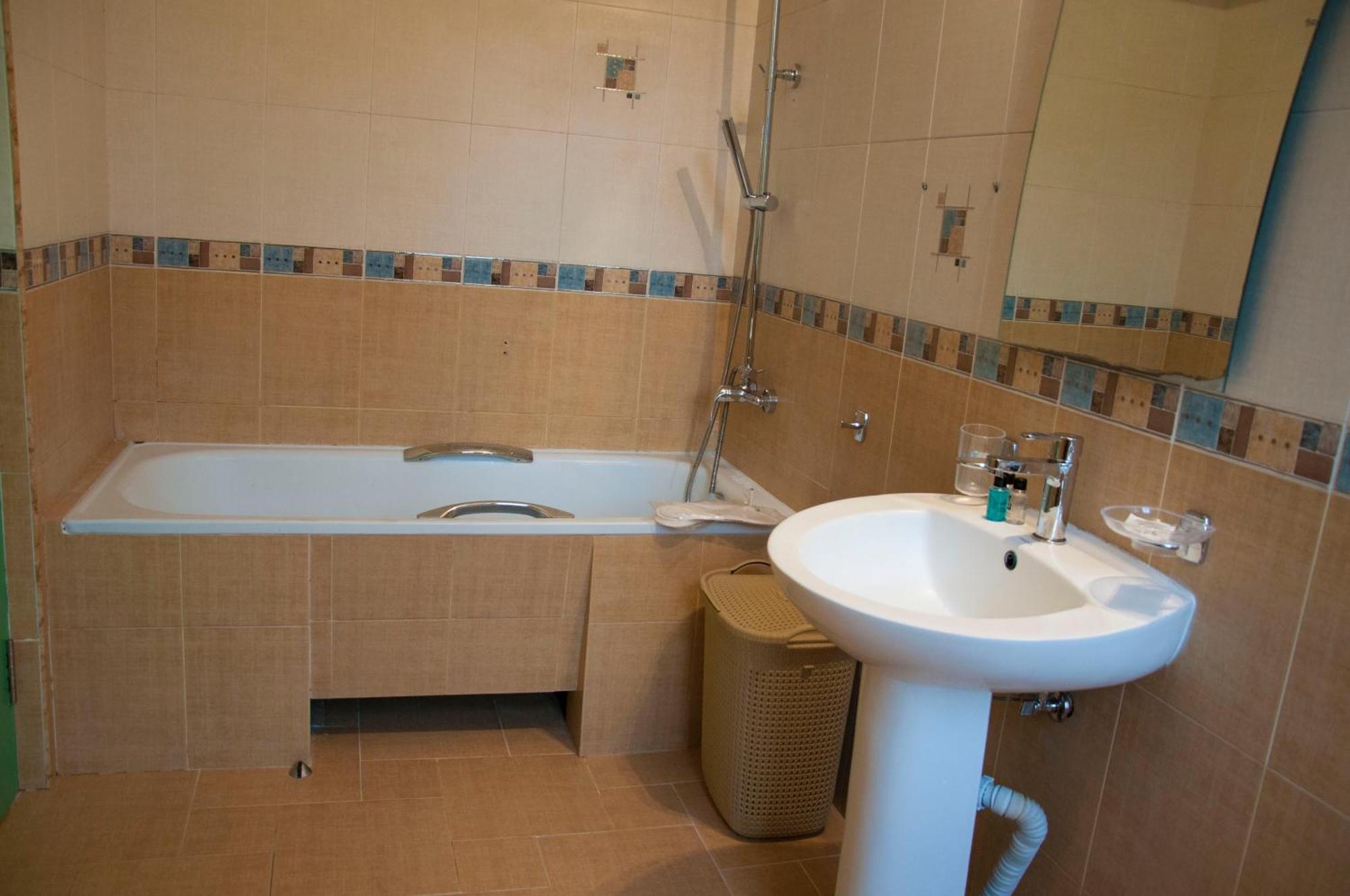 X Hotel Yerevan Room photo